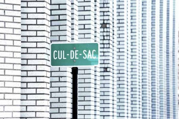 San Marcos Real Estate - City street sign for a cul-de-sac