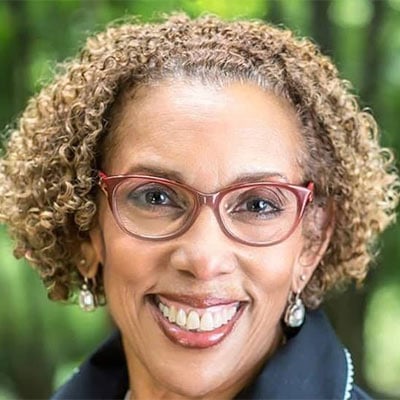 Headshot of San Marcos Real Estate Agent Mae Parrish