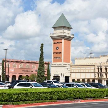 Photo of the San Marcos Premium Outlets